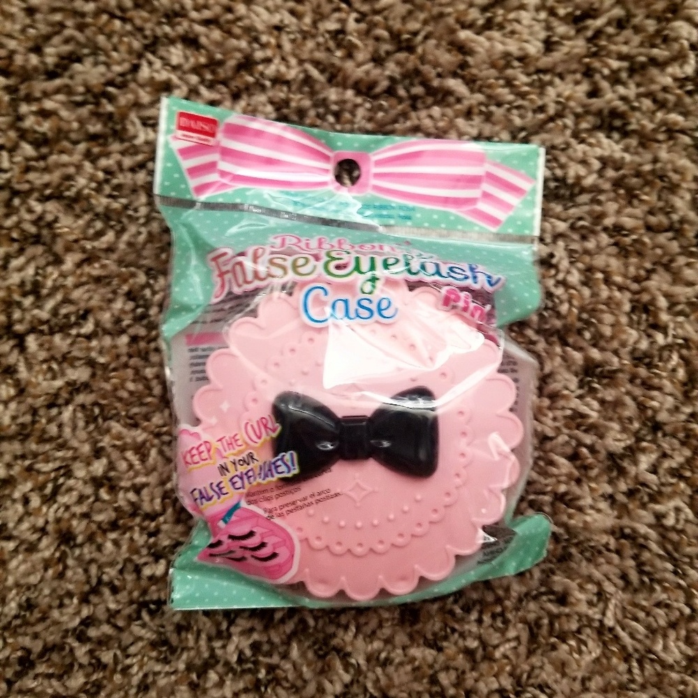 Pink False Eyelash Kawaii Case